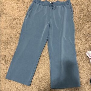 lululemon athletica women’s softstreme straight leg crop pants